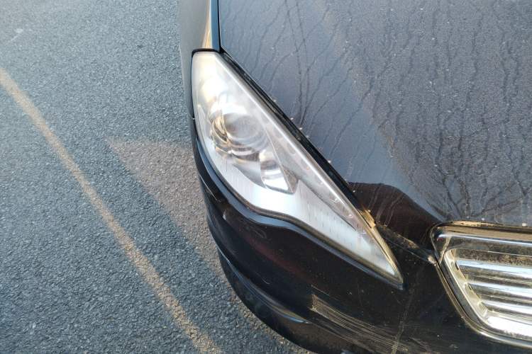 Used BAIC Senova D70 2013 2.0T Luxury Edition Right Front Headlight
