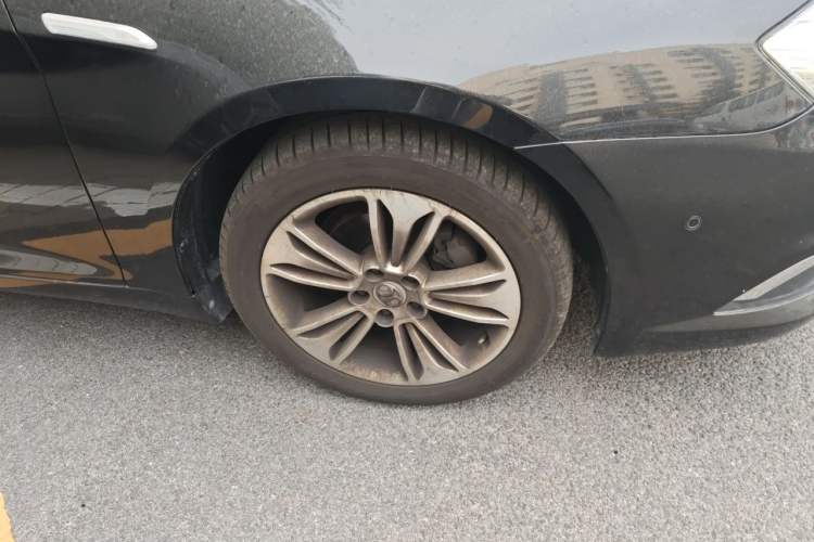 Used BAIC Senova D70 2013 1.8T Government Edition Right Front Wheel Hub