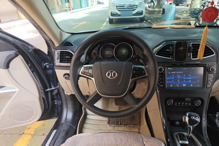 Used BAIC Senova D70 2013 2.0T Comfort Edition Steering Wheel