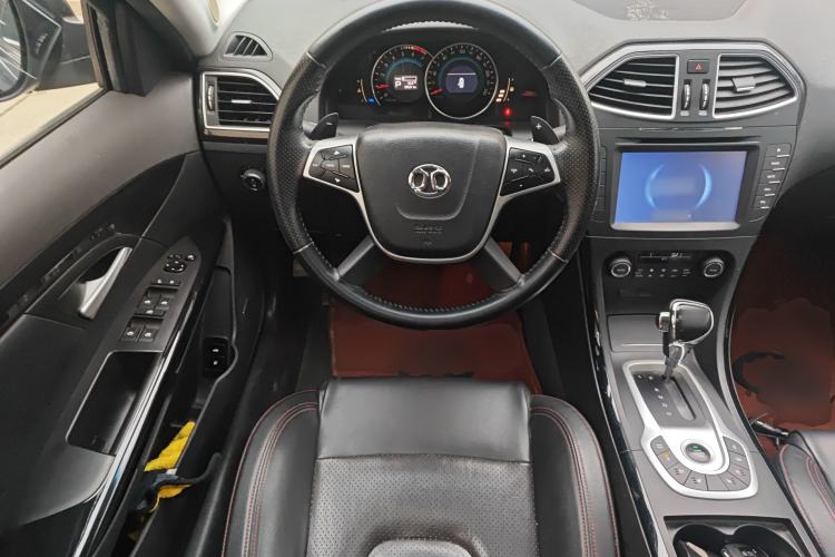 Used BAIC Senova D70 2013 2.3T Luxury Edition Steering Wheel