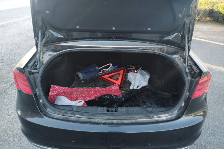 Used BAIC Senova D70 2013 2.0T Luxury Edition Trunk