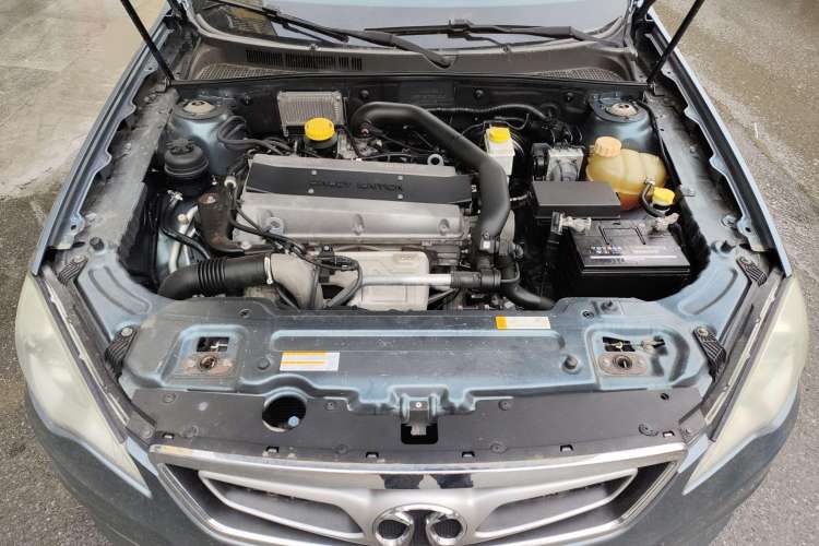Used BAIC Senova D70 2013 2.0T Elite Edition Engine Bay