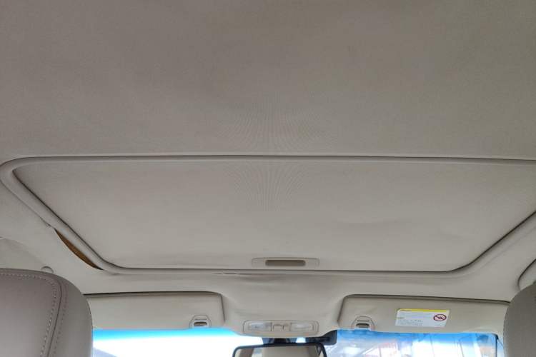Used BAIC Senova D70 2013 2.0T Elite Edition Headliner