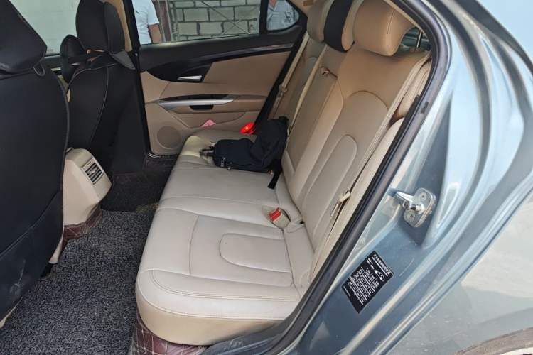 Used BAIC Senova D70 2013 2.3T Elite Edition Left Rear Seat