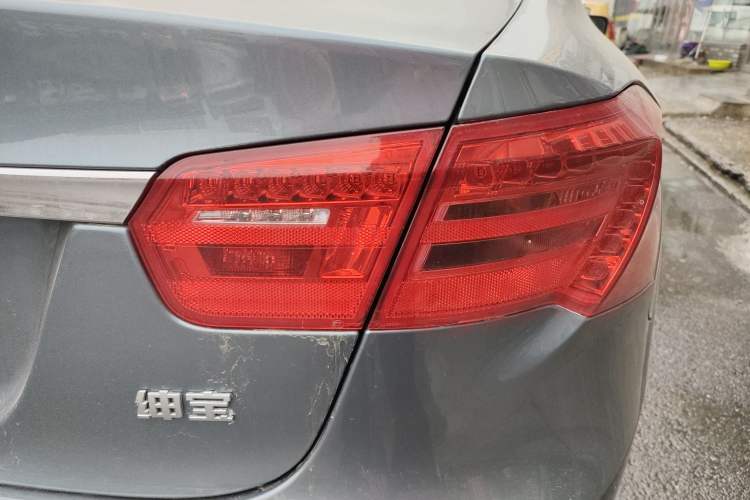 Used BAIC Senova D70 2013 2.0T Elite Edition Right Rear Taillight