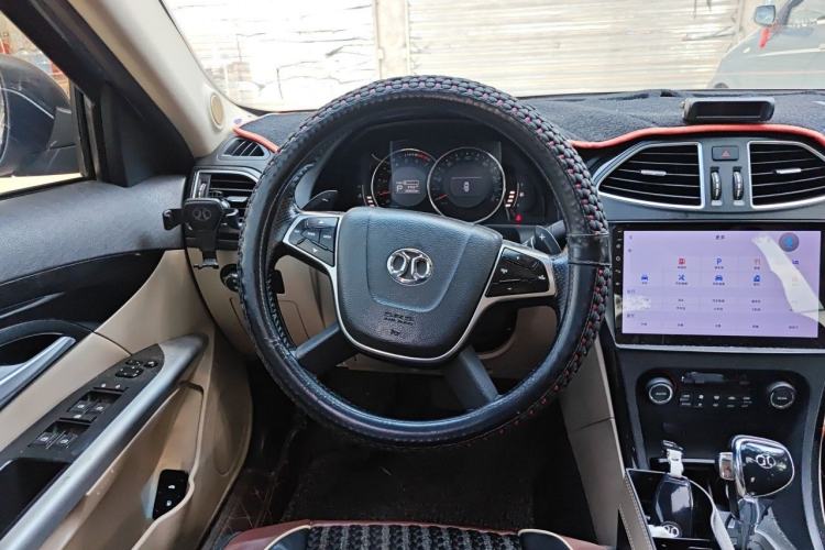 Used BAIC Senova D70 2013 2.3T Elite Edition Steering Wheel