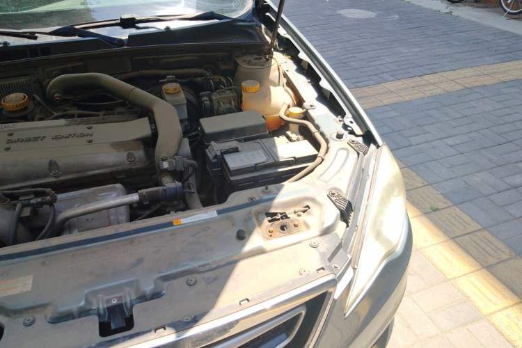 Used BAIC Senova D70 2013 2.0T Comfort Edition Engine Bay Left