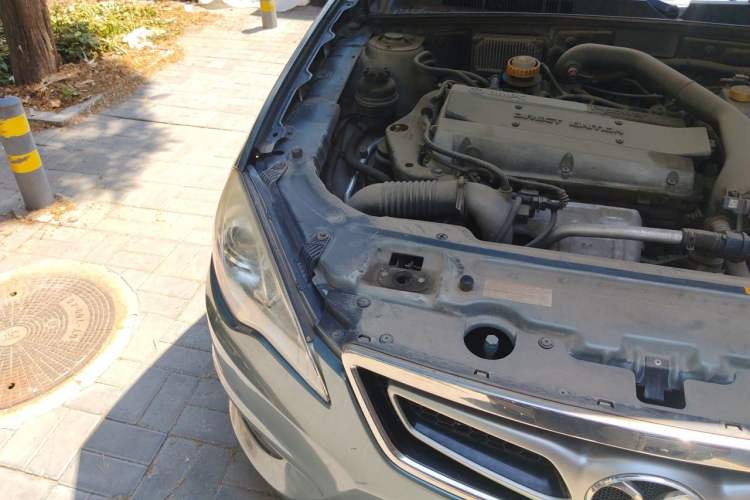 Used BAIC Senova D70 2013 2.0T Comfort Edition Engine Bay Right