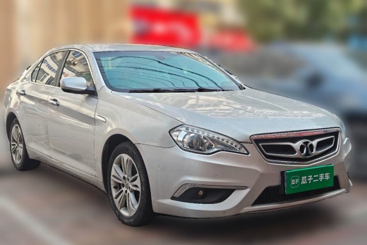 Used BAIC Senova D70 2013 2.0T Comfort Edition Front Right 45 Deg