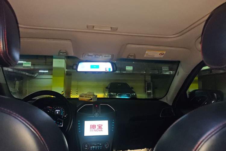 Used BAIC Senova D70 2013 2.0T Luxury Edition Headliner