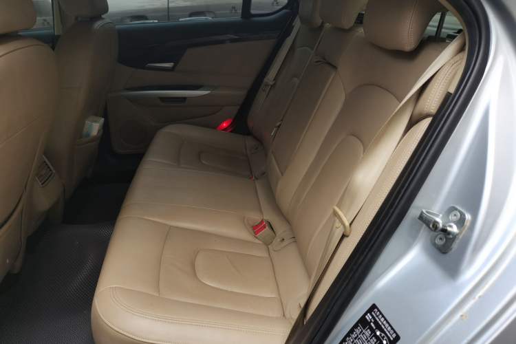 Used BAIC Senova D70 2013 2.0T Elite Edition Left Rear Seat