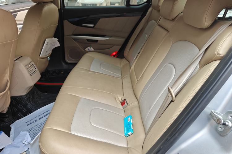 Used BAIC Senova D70 2013 2.0T Comfort Edition Left Rear Seat