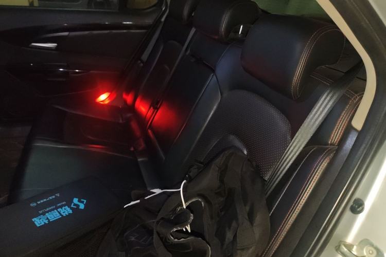 Used BAIC Senova D70 2013 2.0T Luxury Edition Left Rear Seat