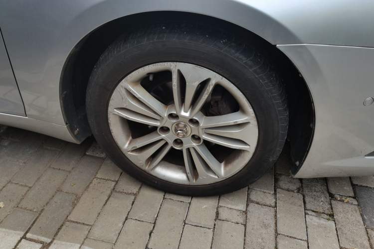 Used BAIC Senova D70 2013 2.0T Elite Edition Right Front Wheel Hub