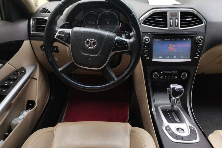 Used BAIC Senova D70 2013 2.0T Elite Edition Steering Wheel