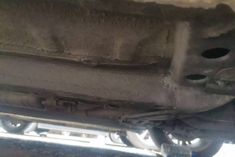 Used BAIC Senova D70 2013 1.8T Government Edition Chassis Front Right