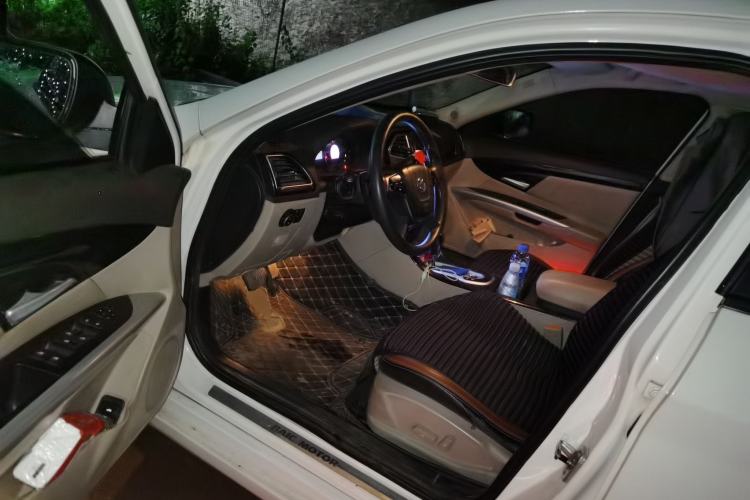 Used BAIC Senova D70 2013 2.0T Comfort Edition Driver Seat