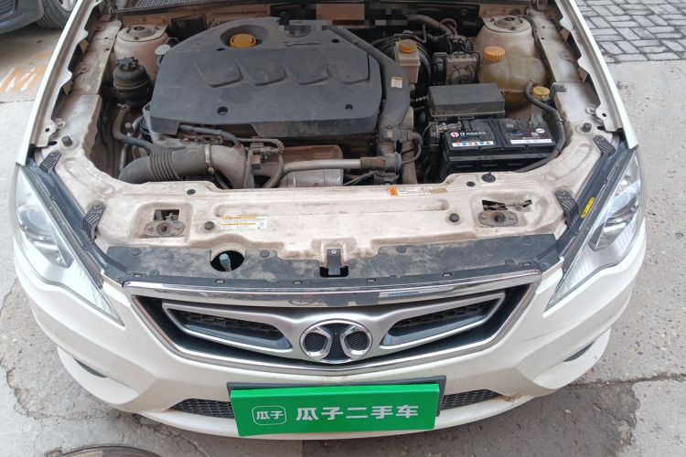 Used BAIC Senova D70 2013 2.0T Luxury Edition Engine Bay