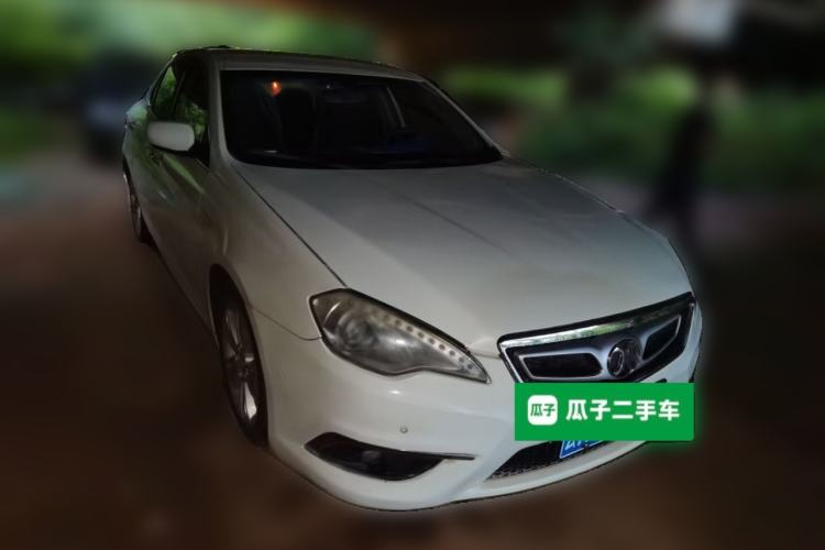 Used BAIC Senova D70 2013 2.0T Comfort Edition Front Right 45 Deg