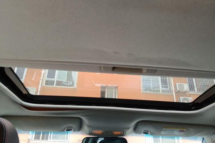 Used BAIC Senova D70 2013 2.0T Luxury Edition Headliner