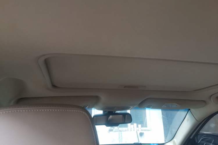 Used BAIC Senova D70 2013 1.8T Government Edition Headliner