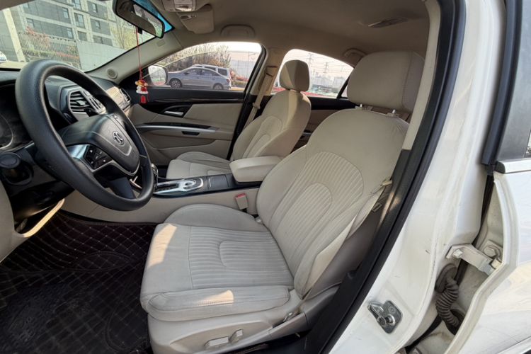 Used BAIC Senova D70 2013 2.0T Comfort Edition Left Front Seat