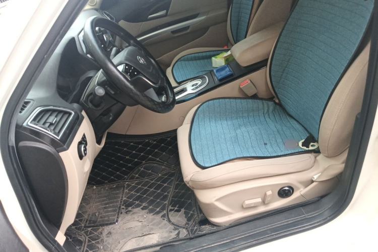 Used BAIC Senova D70 2013 2.0T Comfort Edition Left Front Seat