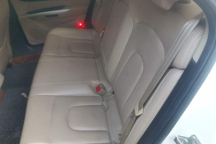 Used BAIC Senova D70 2013 1.8T Government Edition Left Rear Seat