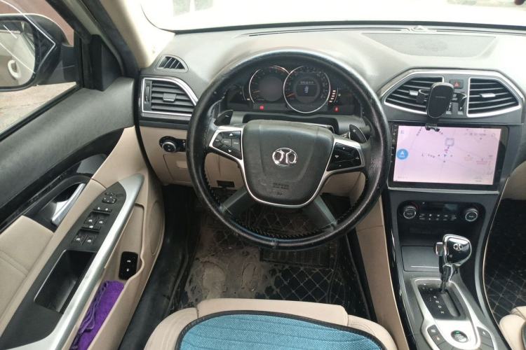 Used BAIC Senova D70 2013 2.0T Comfort Edition Steering Wheel