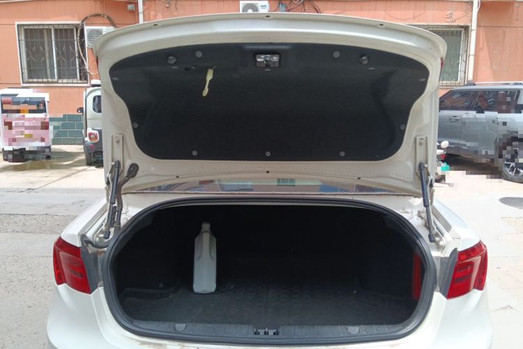 Used BAIC Senova D70 2013 2.0T Luxury Edition Trunk