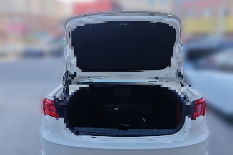 Used BAIC Senova D70 2013 1.8T Government Edition Trunk