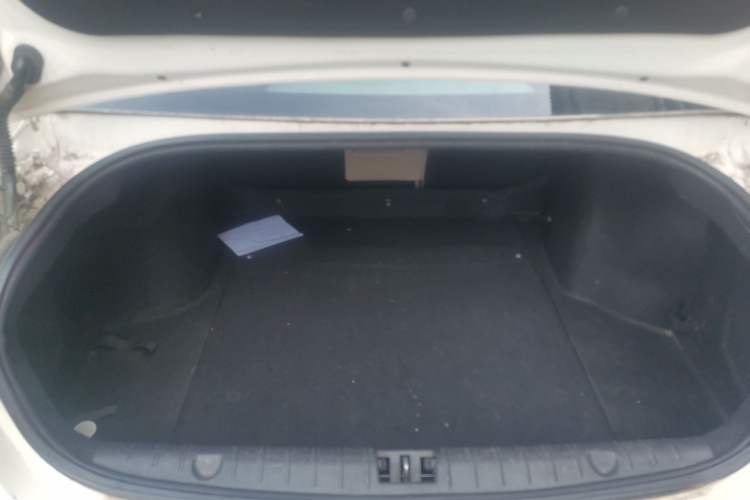 Used BAIC Senova D70 2013 1.8T Government Edition Trunk