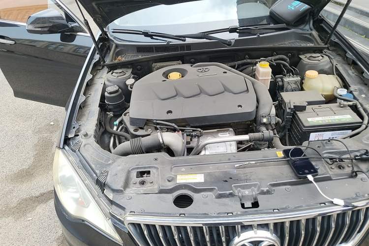 Used BAIC Senova D70 2018 Performance Version 1.8T Comfort Version Engine Bay Right