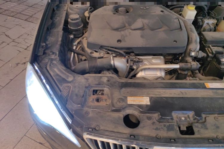 Used BAIC Senova D70 2018 Performance Edition 1.8T Prestige Version Engine Bay Right