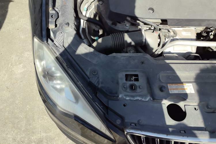 Used BAIC Senova D70 2018 Performance Version 1.8T Comfort Version Engine Bay Right