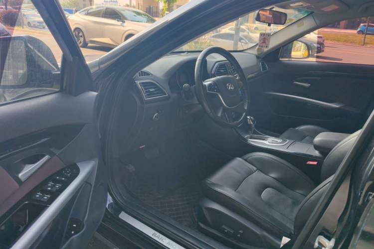 Used BAIC Senova D70 2018 Performance Version 1.8T Comfort Version Interior 1