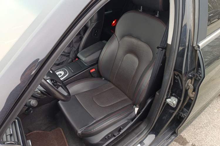 Used BAIC Senova D70 2018 Performance Edition 1.8T Prestige Edition Left Front Seat