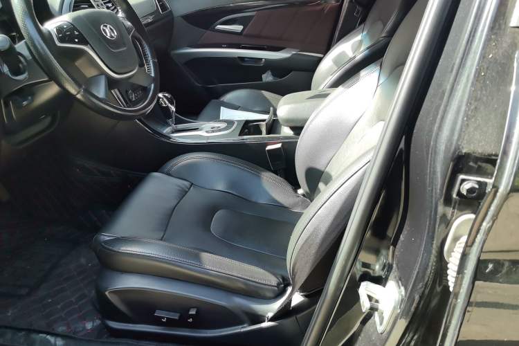 Used BAIC Senova D70 2018 Performance Version 1.8T Comfort Version Left Front Seat