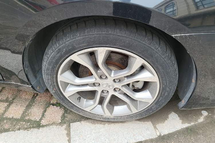Used BAIC Senova D70 2018 Performance Version 1.8T Comfort Version Right Front Wheel Hub
