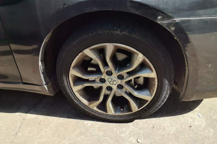 Used BAIC Senova D70 2018 Performance Version 1.8T Comfort Version Right Front Wheel Hub