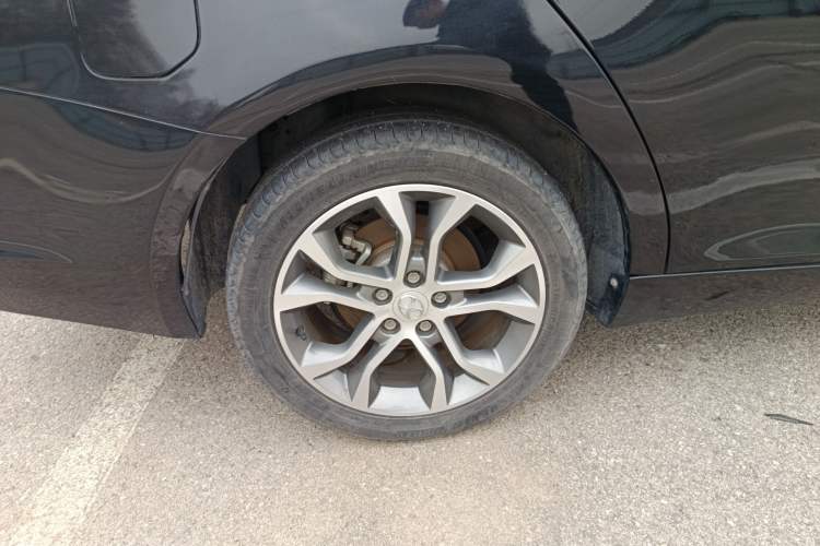 Used BAIC Senova D70 2018 Performance Edition 1.8T Prestige Edition Right Rear Wheel Hub
