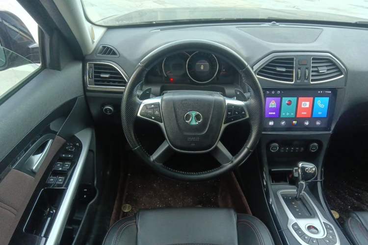 Used BAIC Senova D70 2018 Performance Edition 1.8T Prestige Edition Steering Wheel