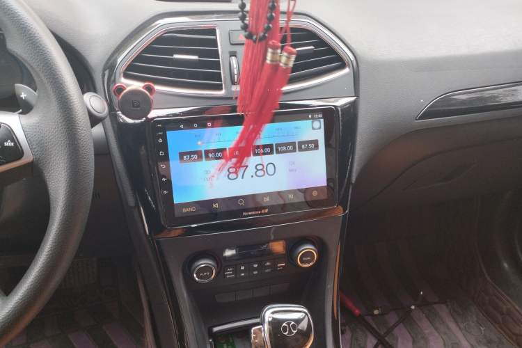 Used BAIC Senova D70 2018 Performance Version 1.8T Comfort Version Audio And AC Panel