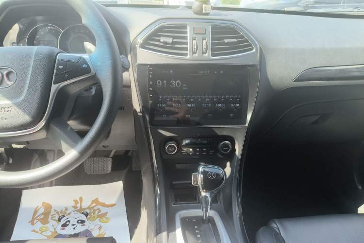 Used BAIC Senova D70 2018 Performance Version 1.8T Comfort Version Audio And AC Panel