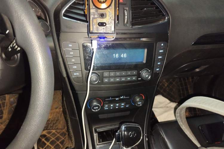 Used BAIC Senova D70 2018 Performance Version 1.8T Comfort Version Audio And AC Panel