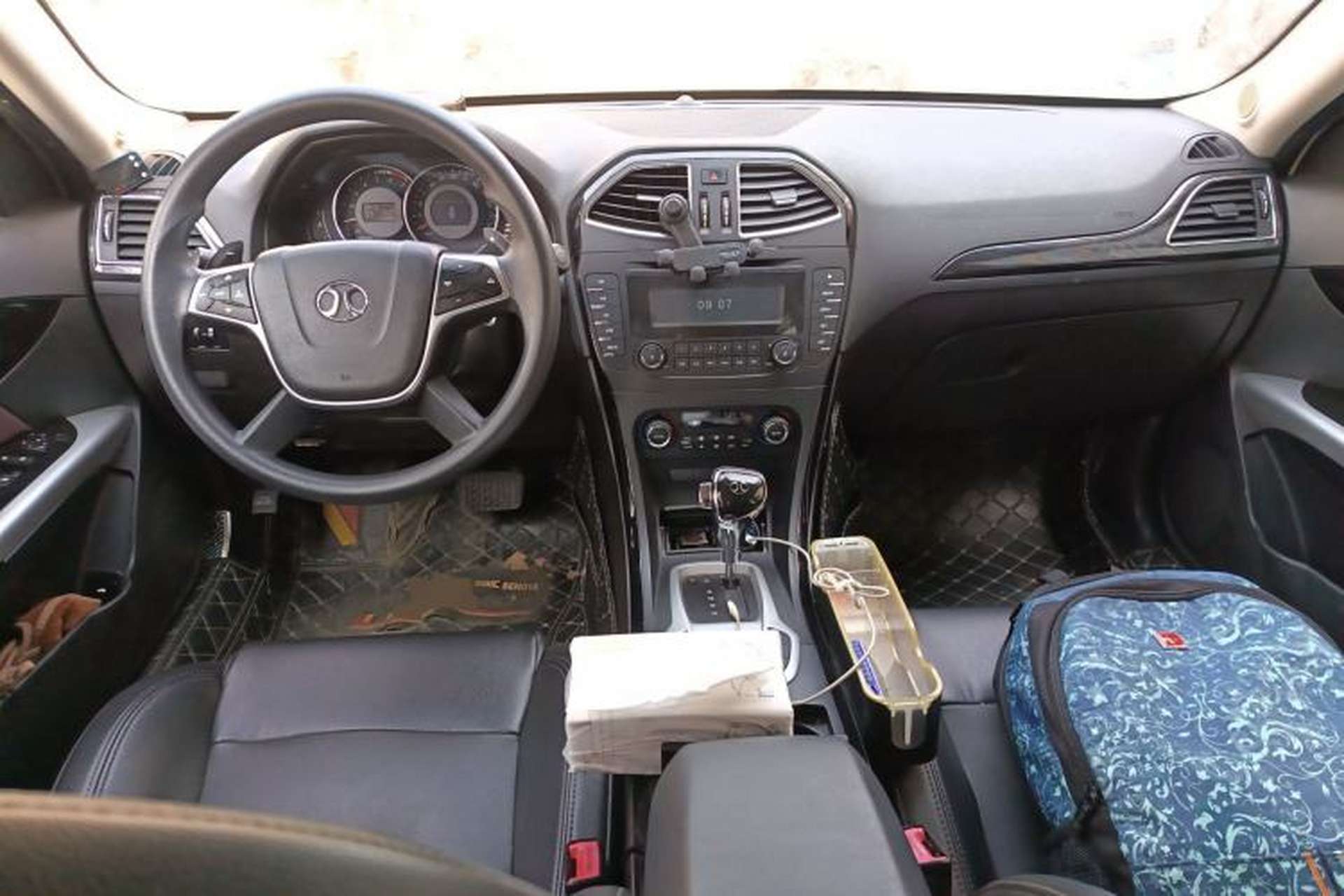 Used BAIC Senova D70 2018 Performance Version 1.8T Comfort Version Center Console