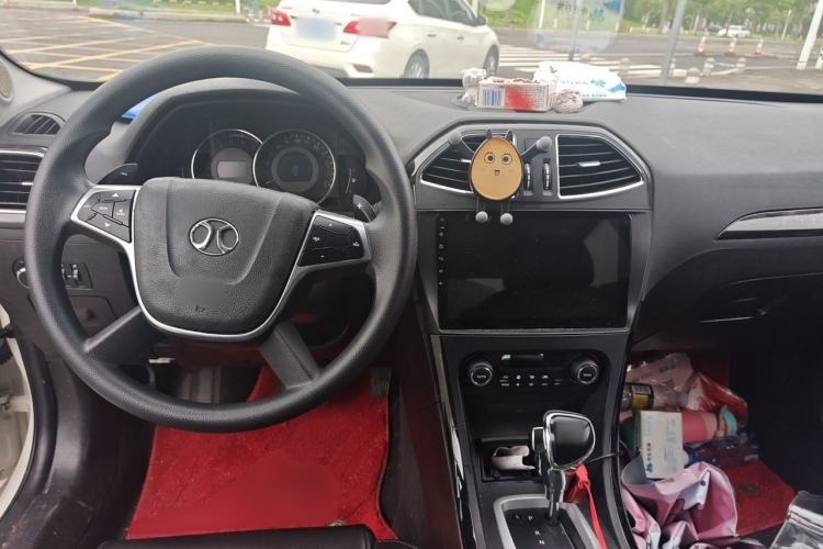 Used BAIC Senova D70 2018 Performance Version 1.8T Comfort Version Center Console