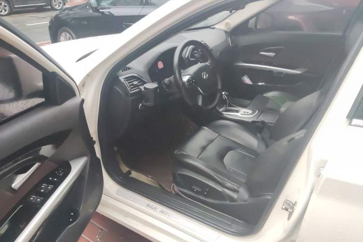 Used BAIC Senova D70 2018 Performance Version 1.8T Comfort Version Driver Seat
