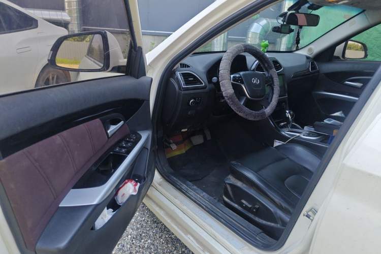 Used BAIC Senova D70 2018 Performance Version 1.8T Comfort Version Driver Seat