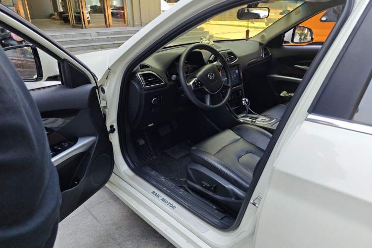 Used BAIC Senova D70 2018 Performance Version 1.8T Comfort Version Driver Seat